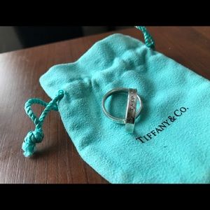 Tiffany & Co interlocking circles ring